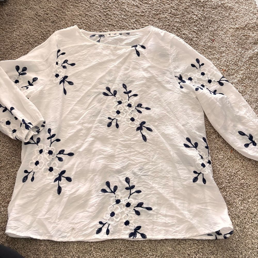 Kindred White Navy Floral Embroidered Gauzy 3/4 Sleeve Blouse Size Large